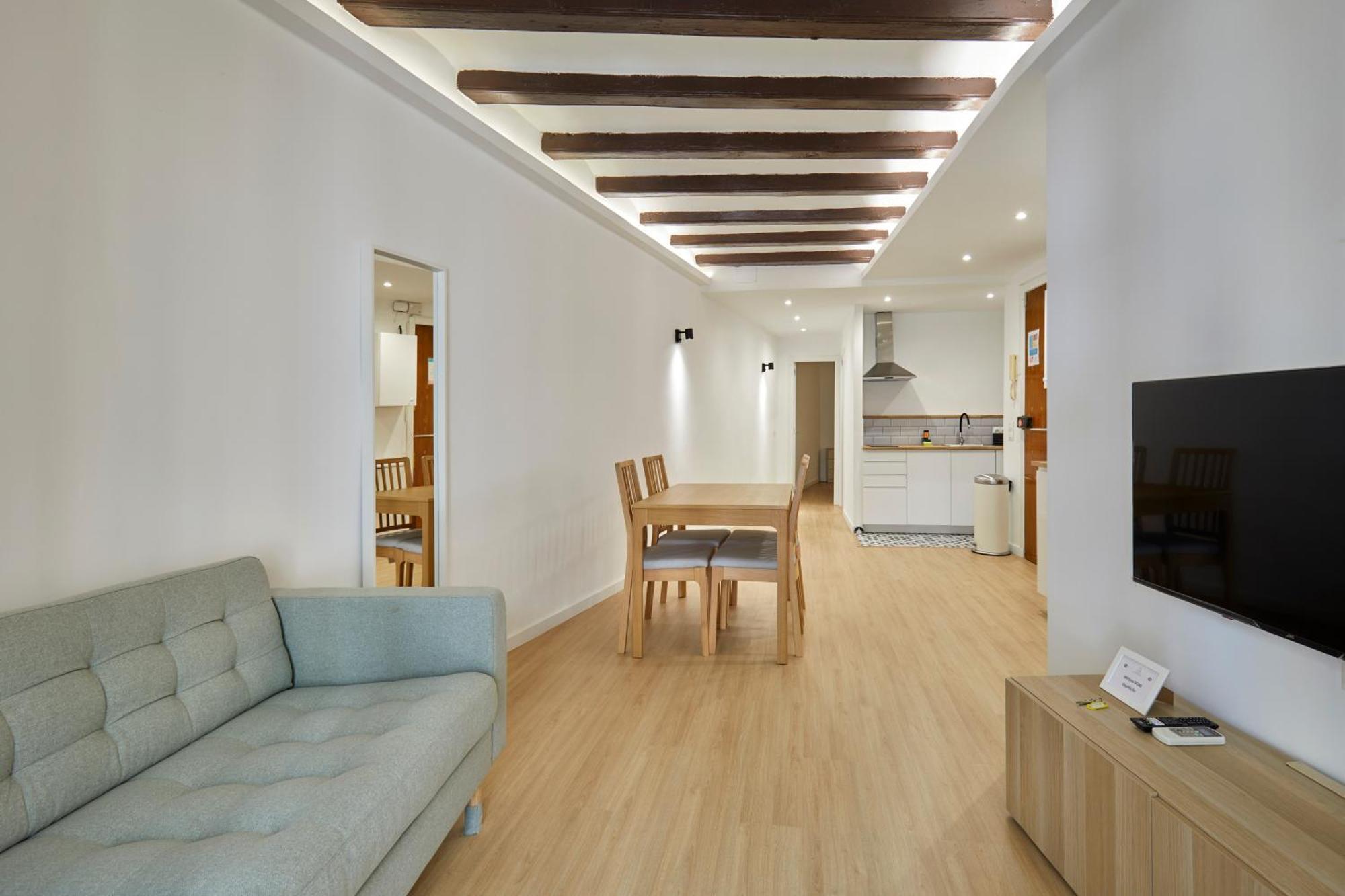 17 Nice Apartment Next To El Molino Barcelona Exterior photo
