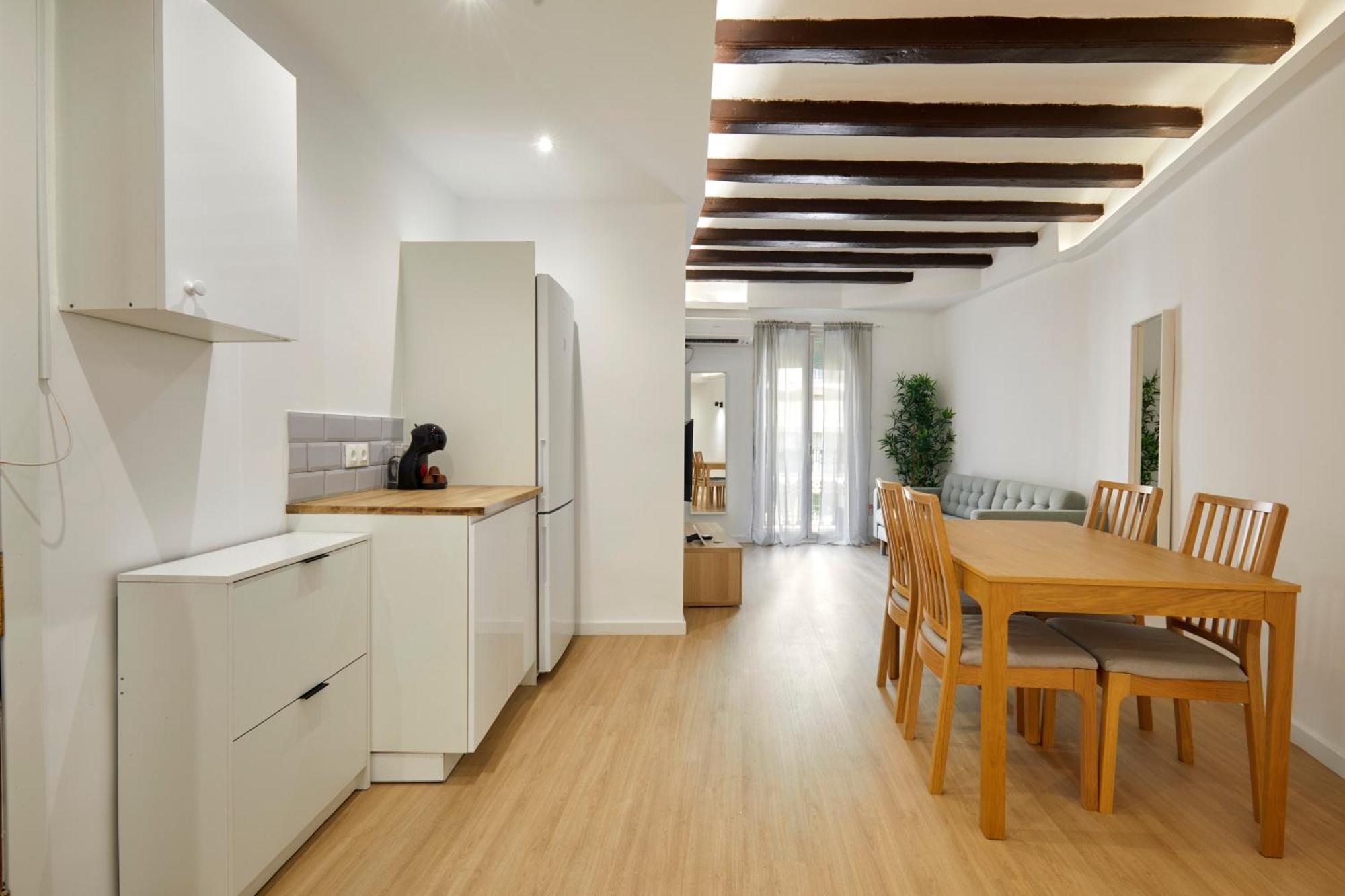 17 Nice Apartment Next To El Molino Barcelona Exterior photo